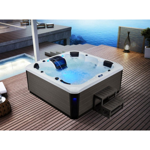 Luxury Spas Victoria 6-Person Hot Tub