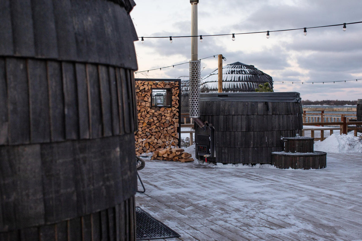 Iglucraft Wood-Burning Hot Tub