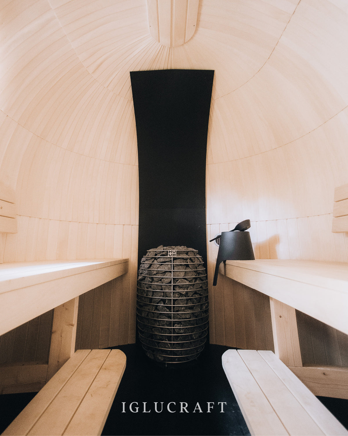 Iglucraft Double Iglusauna 4-6 Person Fully Assembled Outdoor Sauna