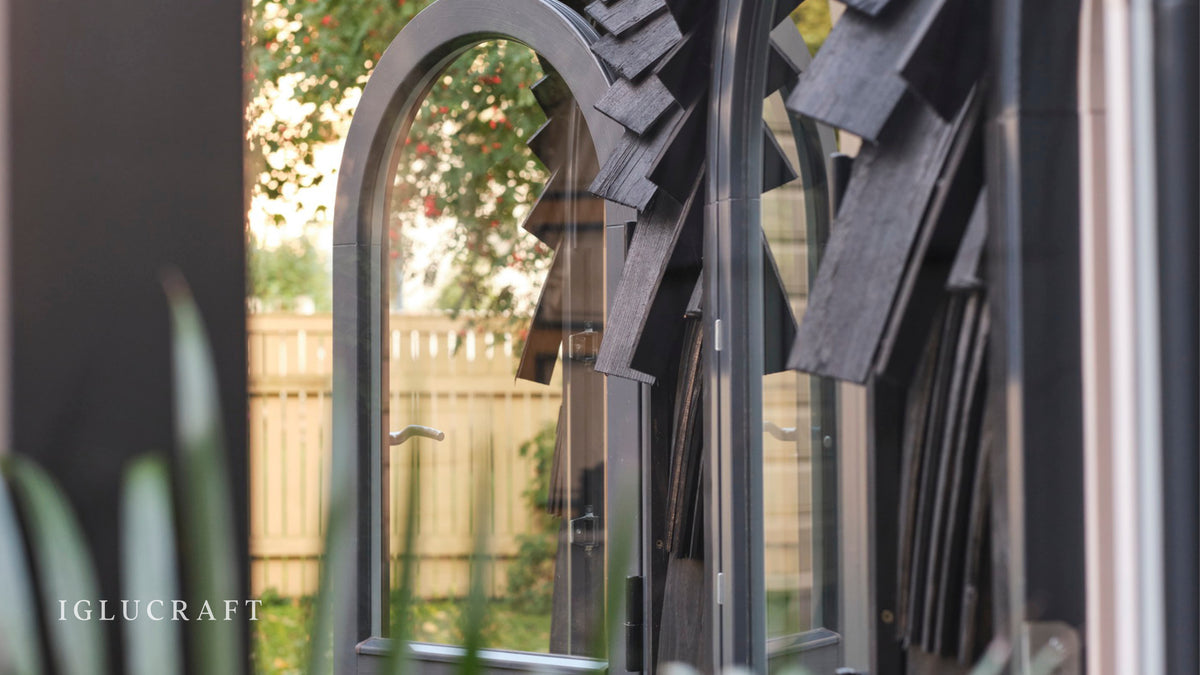 Iglucraft Triple Iglusauna 6-Person Fully Assembled Outdoor Sauna