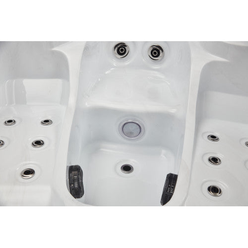 Luxury Spas Largo 3-Person Hot Tub