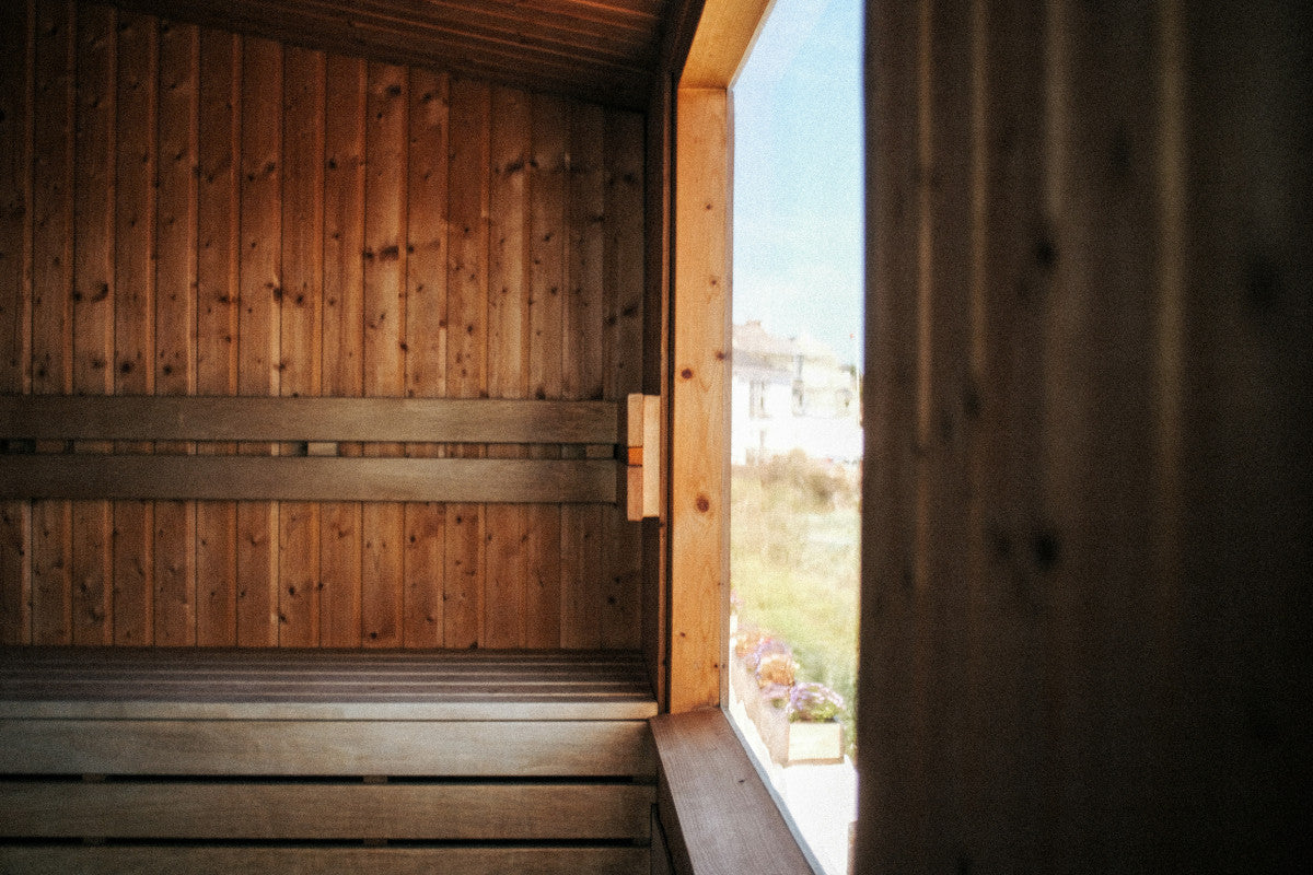 Infrared Sauna vs Dry Sauna