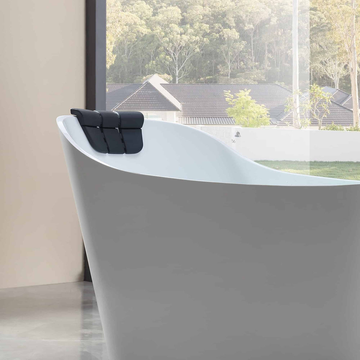 Empava 67 in. Whirlpool Freestanding Acrylic Bathtub | EMPV-67AIS09