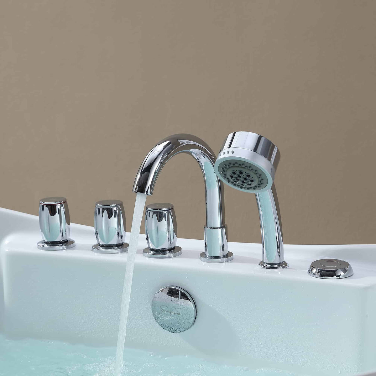 Empava 67 in. Whirlpool Freestanding Acrylic Bathtub | EMPV-67AIS10