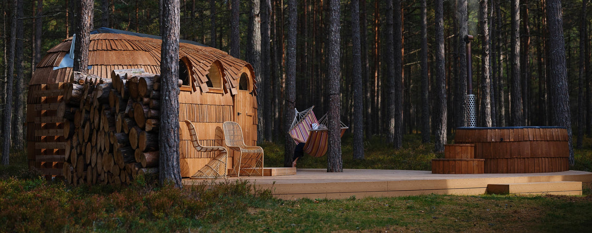 Iglucraft Wood-Burning Hot Tub