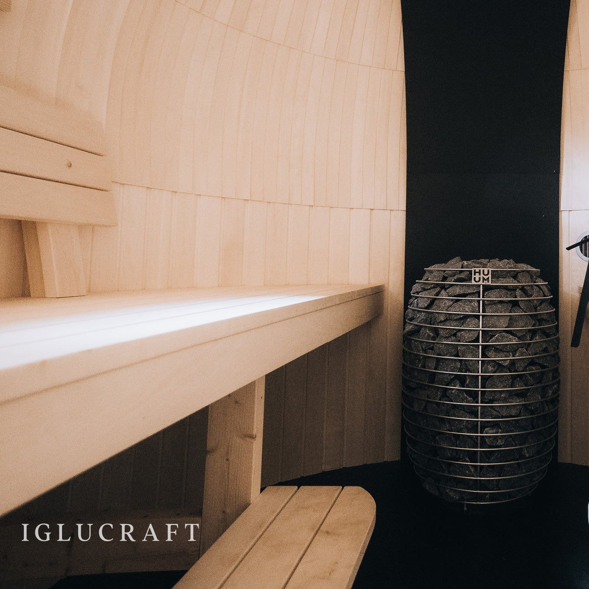 Iglucraft Double Iglusauna 4-6 Person Fully Assembled Outdoor Sauna