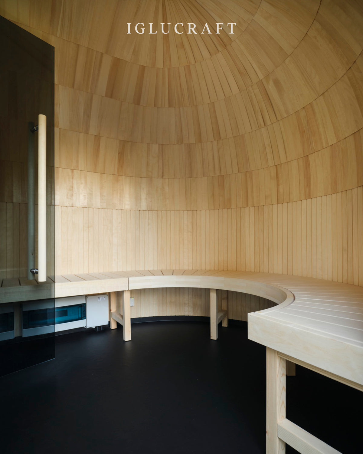 Iglucraft Triple Iglusauna 6-Person Fully Assembled Outdoor Sauna