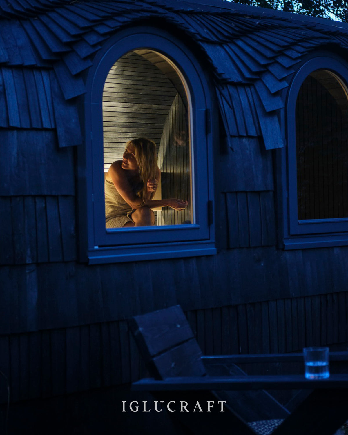 Iglucraft Triple Iglusauna 6-Person Fully Assembled Outdoor Sauna